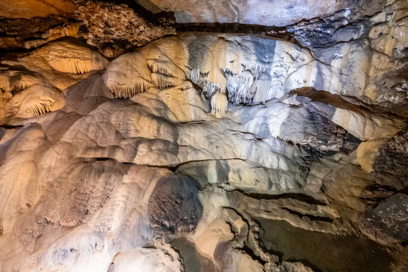 Seneca Caverns